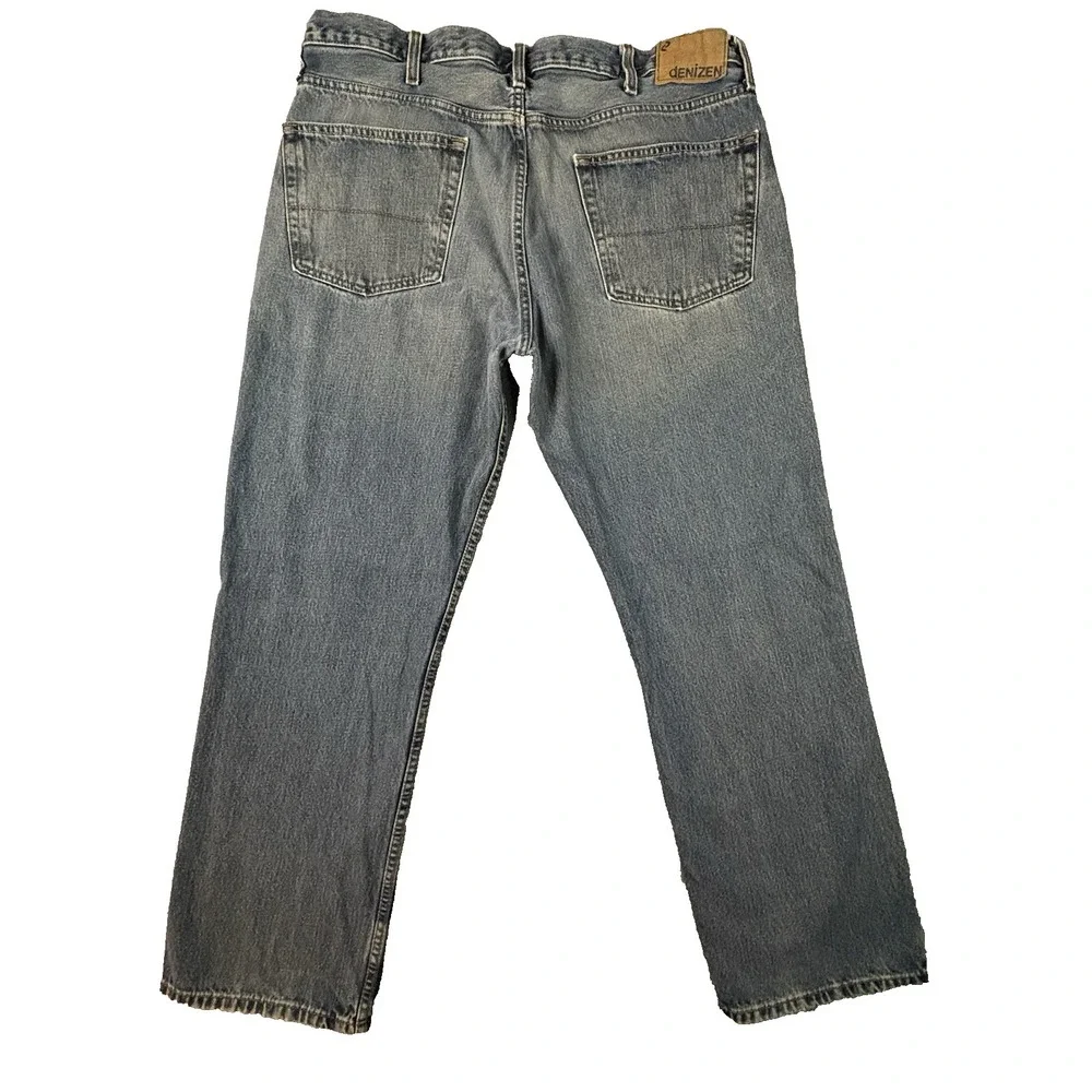 Denizen From Levi's Men's 40x31 Medium Wash Straight Fit Jeans SEE DESCRIPTION